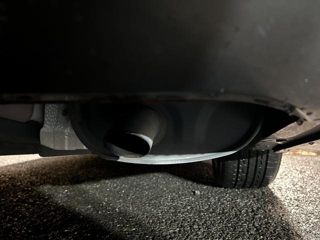 クラウンハイブリッド アスリートＳ　プリクラッシュセーフティ（禁煙車）（テラロッサシート）（メーカーＨＤＤナビ）（レーダークルーズ）（クリアランスソナー）（パワーシート）（シートヒーター）（ＭＴモード）（ＥＴＣ）（純正１７インチＡＷ）（61枚目）