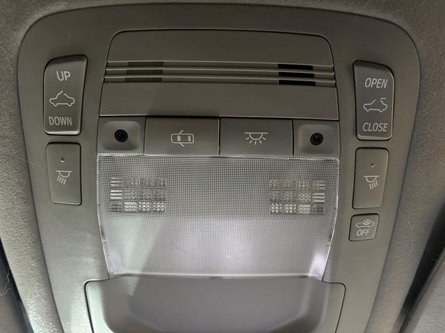 クラウンハイブリッド アスリートＳ　ブラックスタイル　（禁煙車）（サンルーフ）（純正ＨＤＤナビ）（クルーズコントロール）（パワーシート）（シートヒーター）（ＨＩＤヘッドライト）（バックカメラ）（オートライト）（ＥＴＣ）（ＭＴモード）（純正１８インチＡＷ）（36枚目）