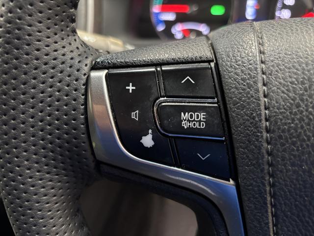 クラウンハイブリッド アスリートＳ　ブラックスタイル　（禁煙車）（サンルーフ）（純正ＨＤＤナビ）（クルーズコントロール）（パワーシート）（シートヒーター）（ＨＩＤヘッドライト）（バックカメラ）（オートライト）（ＥＴＣ）（ＭＴモード）（純正１８インチＡＷ）（47枚目）