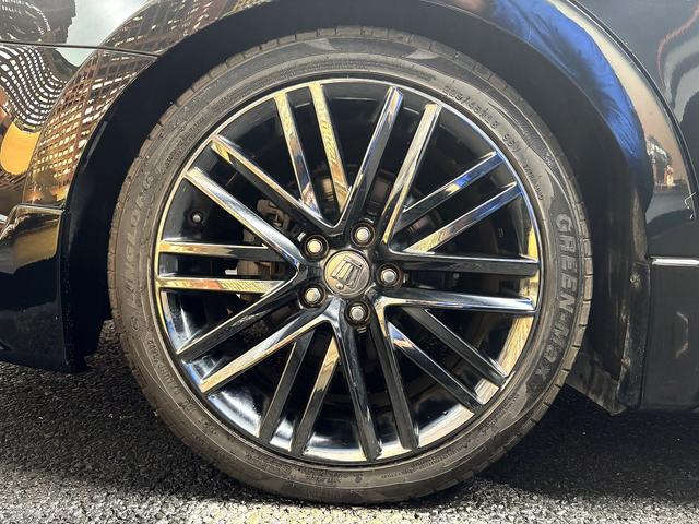 クラウンハイブリッド アスリートＳ　ブラックスタイル　（禁煙車）（サンルーフ）（純正ＨＤＤナビ）（クルーズコントロール）（パワーシート）（シートヒーター）（ＨＩＤヘッドライト）（バックカメラ）（オートライト）（ＥＴＣ）（ＭＴモード）（純正１８インチＡＷ）（55枚目）