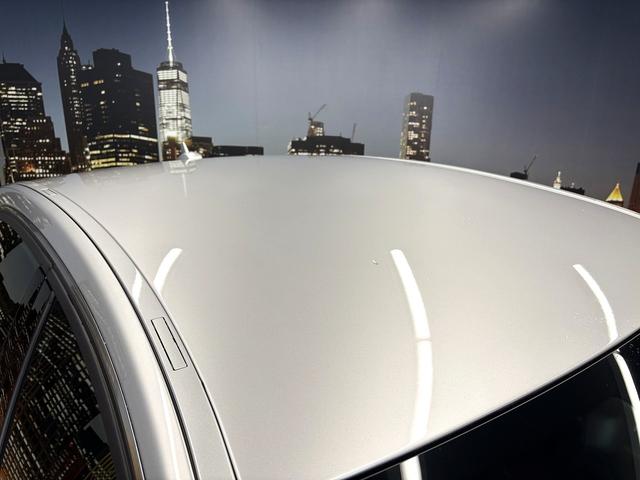 Ｅクラス Ｅ３５０　アバンギャルド　（禁煙車）（黒本革シート）（シートメモリー）（ＬＥＤヘッド）（メーカーＨＤＤナビ）（電動リアサンシェード）（ビルトインＥＴＣ）（バックカメラ）（レーダークルーズコントロール）（純正１８インチＡＷ）（24枚目）