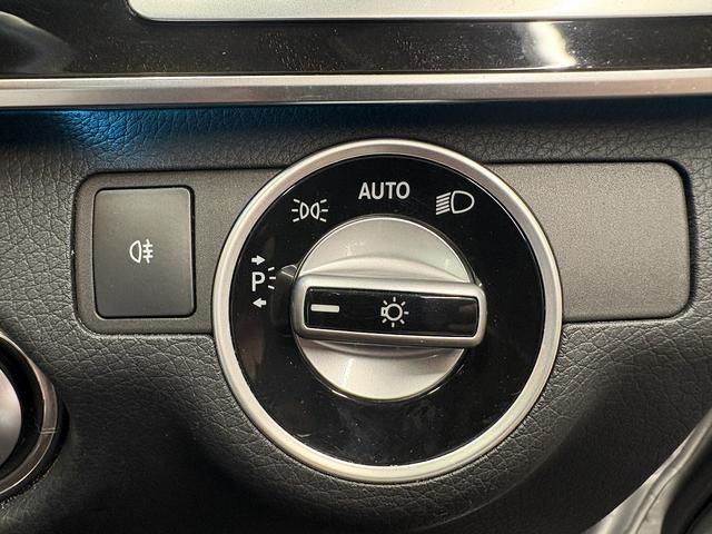 Ｅクラス Ｅ３５０　アバンギャルド　（禁煙車）（黒本革シート）（シートメモリー）（ＬＥＤヘッド）（メーカーＨＤＤナビ）（電動リアサンシェード）（ビルトインＥＴＣ）（バックカメラ）（レーダークルーズコントロール）（純正１８インチＡＷ）（35枚目）