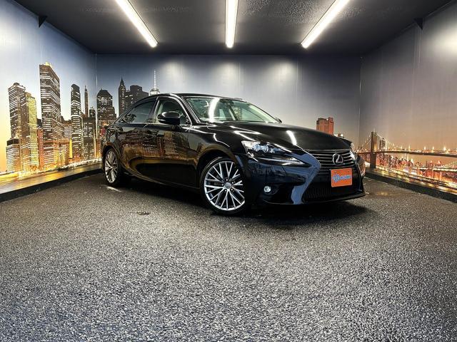 ＩＳ ＩＳ３００ｈ　バージョンＬ　（禁煙車）（グレー本革）（メーカーＳＤナビ）（バックカメラ）（クルコン）（ＬＥＤヘッドライト）（パワーシート）（シートエアコン）（フルセグ）（ＥＴＣ）（シートメモリー）（純正１８インチＡＷ）（48枚目）