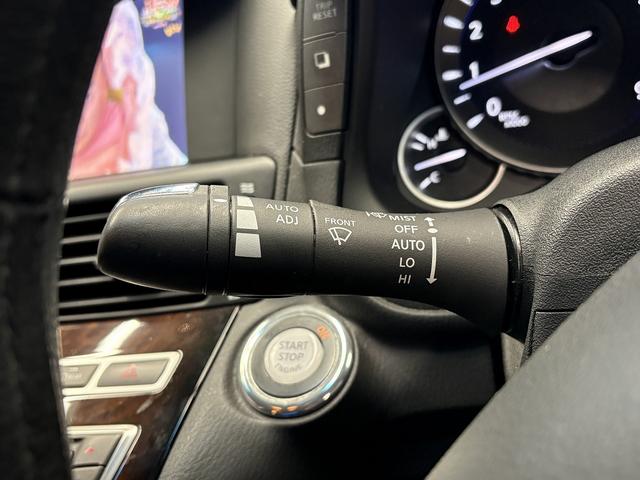 フーガ ２５０ＧＴ　（禁煙車）（黒ハーフレザー）（メーカーＨＤＤナビ）（サイド・バックカメラ）（クルコン）（パワーシート）（オットマン）（ＥＴＣ）（シートメモリー）（Ｂｌｕｅｔｏｏｔｈオーディオ）（純正１８インチＡＷ）（22枚目）