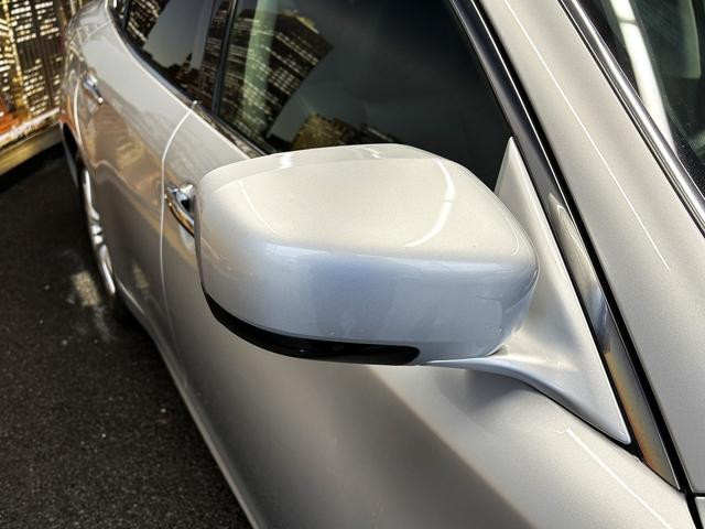 フーガ ２５０ＧＴ　（禁煙車）（黒ハーフレザー）（メーカーＨＤＤナビ）（サイド・バックカメラ）（クルコン）（パワーシート）（オットマン）（ＥＴＣ）（シートメモリー）（Ｂｌｕｅｔｏｏｔｈオーディオ）（純正１８インチＡＷ）（24枚目）