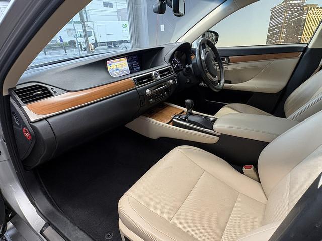 ＧＳ ＧＳ３００ｈ　Ｉパッケージ　（禁煙車）（ベージュ本革）（メーカーナビ）（バックカメラ）（レーダークルーズ）（クリアランスソナー）パドルシフト（スマートキー）（パワーシート）（シートエアコン）（ＥＴＣ）（純正１７インチＡＷ）（37枚目）