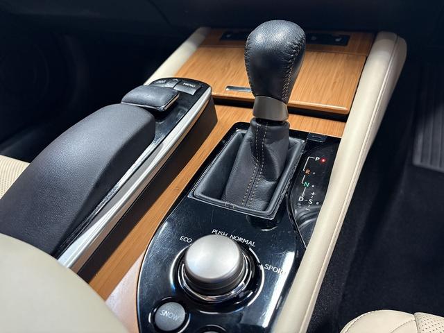 ＧＳ ＧＳ３００ｈ　Ｉパッケージ　（禁煙車）（ベージュ本革）（メーカーナビ）（バックカメラ）（レーダークルーズ）（クリアランスソナー）パドルシフト（スマートキー）（パワーシート）（シートエアコン）（ＥＴＣ）（純正１７インチＡＷ）（46枚目）