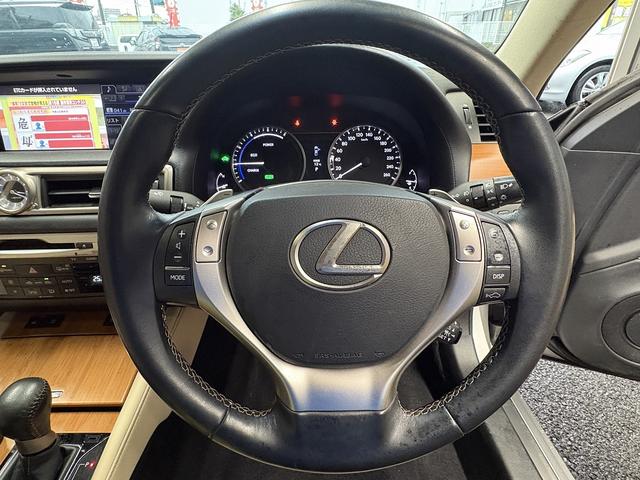 ＧＳ ＧＳ３００ｈ　Ｉパッケージ　（禁煙車）（ベージュ本革）（メーカーナビ）（バックカメラ）（レーダークルーズ）（クリアランスソナー）パドルシフト（スマートキー）（パワーシート）（シートエアコン）（ＥＴＣ）（純正１７インチＡＷ）（51枚目）