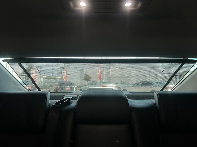 �y�d�����A�T���V�F�[�h�z�����Ԃ̌�Ȃɓ��ڂ����T���V�F�[�h�͓d���i�[�v���܂��B