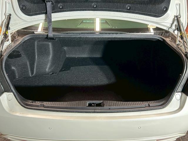 �g�����N�X�y�[�X���[���ȍL�����������܂��B�S���t�o�b�O�����[�\�ł��B