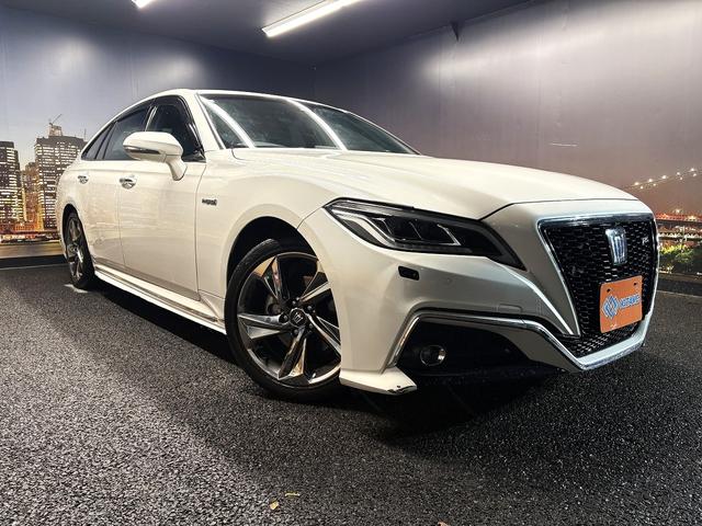 クラウンハイブリッド ＲＳアドバンス　（禁煙車）（黒本革シート）（メーカーＳＤナビ）（バックカメラ）（レーダークルーズ）（レーンキープ）（パワーシート）（ステアリングヒータ）（ビルトインＥＴＣ）（クリアランスソナー）（純正１８インチＡＷ）（21枚目）