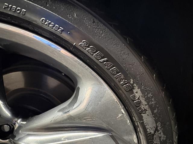 クラウンハイブリッド ＲＳアドバンス　（禁煙車）（黒本革シート）（メーカーＳＤナビ）（バックカメラ）（レーダークルーズ）（レーンキープ）（パワーシート）（ステアリングヒータ）（ビルトインＥＴＣ）（クリアランスソナー）（純正１８インチＡＷ）（42枚目）