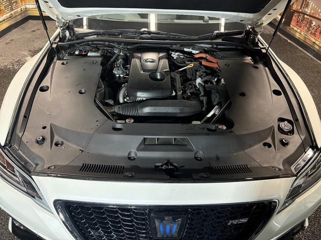 クラウンハイブリッド ＲＳアドバンス　（禁煙車）（黒本革シート）（メーカーＳＤナビ）（バックカメラ）（レーダークルーズ）（レーンキープ）（パワーシート）（ステアリングヒータ）（ビルトインＥＴＣ）（クリアランスソナー）（純正１８インチＡＷ）（69枚目）