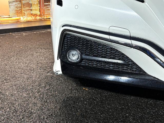 クラウンハイブリッド ＲＳアドバンス　（禁煙車）（黒本革シート）（メーカーＳＤナビ）（バックカメラ）（レーダークルーズ）（レーンキープ）（パワーシート）（ステアリングヒータ）（ビルトインＥＴＣ）（クリアランスソナー）（純正１８インチＡＷ）（73枚目）