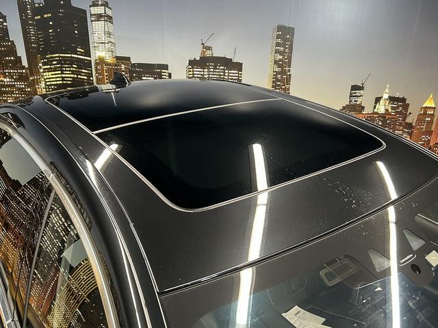 ���������y�T�����[�t�z���ԓ��ɂ͑u�₩�ȕ��⑾�z�̉��₩�Ȍ����������݂܂���