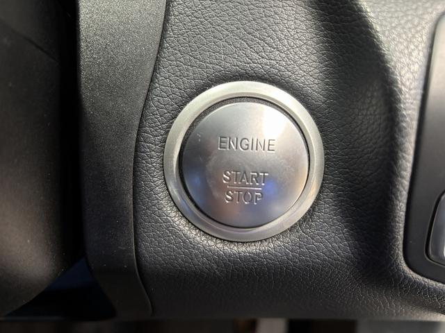 �y�X�}�[�g�L�[���v�b�V���X�^�[�g�z�h�A�n���h�����y������A�܂��̓h�A�n���h���̃X�C�b�`�����������Ŏ{���{�����ł��܂���܂��u���[�L�𓥂݂Ȃ���X�^�[�g�{�^�������������ŁA�G���W�����n�����܂���