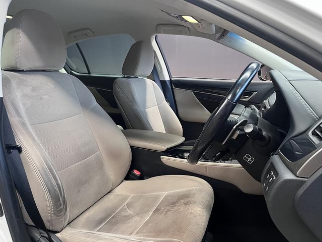 �^�]�Ȃ��L�X�Ƃ��Ă���^�]���₷�������������Ă��܂��������N���[�j���O�����{�ς݂ł��B