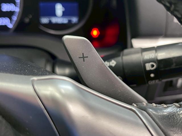 CT CT200h バージョンC (メーカーHDDナビ)(バックカメラ)(クルーズコントロール)(シートヒーター)(パドルシフト)(ビルトインETC)(LEDヘッド)(フォグ)(スマートキー&プッシュスタート)(純正16インチAW)(10枚目)