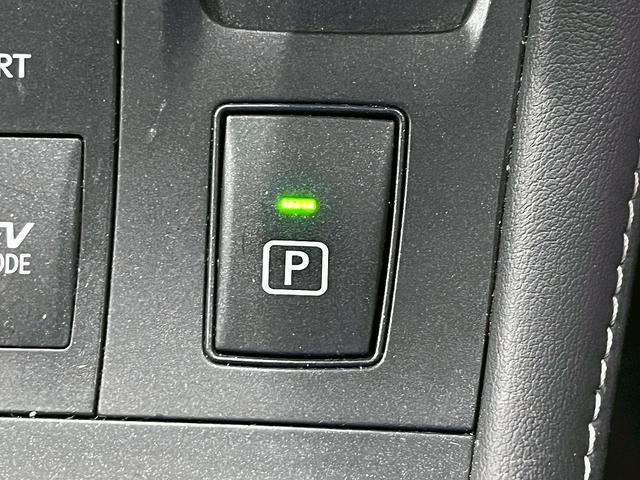 CT CT200h バージョンC (メーカーHDDナビ)(バックカメラ)(クルーズコントロール)(シートヒーター)(パドルシフト)(ビルトインETC)(LEDヘッド)(フォグ)(スマートキー&プッシュスタート)(純正16インチAW)(37枚目)