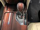 ロイヤルサルーン　プリクラッシュセーフティ（禁煙車）（メーカーＨＤＤナビ）（レーダークルーズコントロール）（コーナーセンサー）（シートヒーター）（パワーシート）（バックカメラ）（ビルトインＥＴＣ）（純正１６インチＡＷ）（44枚目）