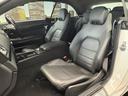 E250カブリオレ AMGスポーツパッケージ(禁煙車)(後期型)(黒本革シート)(メーカーHDDナビ)(レーダークルーズ)(コーナーセンサー)(アラウンドビューモニター)(シートヒーター)(BSM)(純正18インチAW)(50枚目)