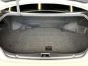トランクスペースも充分な広さがございます。ゴルフバッグも収納可能です。