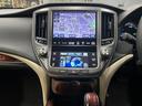 ロイヤルサルーン　（禁煙車）（メーカーＨＤＤナビ）（バックカメラ）（レーダークルーズ）（クリアランスソナー）（ＨＩＤ）（パワーシート）（シートヒーター）（ＥＴＣ）（Ｂｌｕｅｔｏｏｔｈオーディオ）（純正１６インチＡＷ）（61枚目）