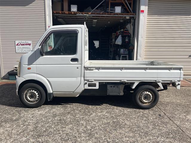 スクラムトラック ＫＣ　オートマ　ＥＴＣ　エアコン　パワステ　エアバッグ　ヘッドライトレベライザー　三方開き（6枚目）