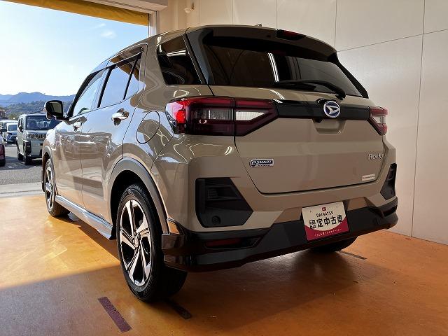 ロッキー プレミアムＧ　ＨＥＶ　サポカーＳワイド適合　ハイブリッド車　ドラレコ　電動パーキングブレーキ　ＵＳＢ接続端子　ステアリングスイッチ　全車速追従機能付ＡＣＣ　シートヒーター　Ｓ－ペダル　コーナーセンサー（6枚目）