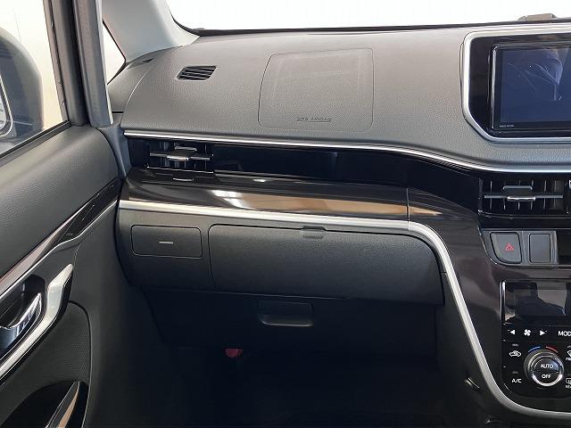 ムーヴ カスタム　ＲＳ　ハイパーリミテッドＳＡＩＩＩ　サポカーＳワイド適合　ドラレコ　パノラマモニター対応　フォグランプ　ステアリングスイッチ　運転席シートヒーター　アイドリングストップ　ＵＳＢ接続端子　オートハイビーム　Ｂカメラ　ＥＴＣ　キーフリー（11枚目）