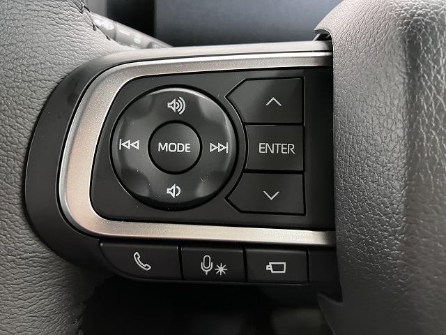 タント カスタムＲＳ　サポカーＳワイド適合　ミラクルオープンドア　パノラマモニター対応　両側オートスライドドア　電動パーキングブレーキ　ステアリングスイッチ　シートヒーター　オートエアコン　コーナーセンサー　キーフリー（17枚目）