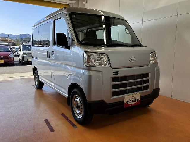 ハイゼットカーゴ ＤＸ　サポカーＳワイド適合　ディスプレイオーディオ　エアコン　アクセサリーソケット　コーナーセンサー　アイドリングストップ　光軸調整ダイヤル　横滑り防止機能　誤発進抑制機能　パワーウインドウ　キーレス（7枚目）