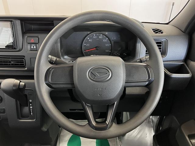 ハイゼットカーゴ ＤＸ　サポカーＳワイド適合　ディスプレイオーディオ　エアコン　アクセサリーソケット　コーナーセンサー　アイドリングストップ　光軸調整ダイヤル　横滑り防止機能　誤発進抑制機能　パワーウインドウ　キーレス（14枚目）