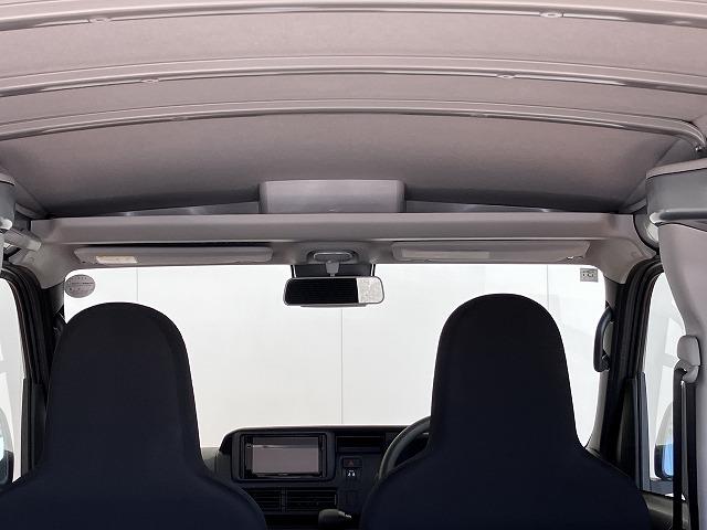 ハイゼットカーゴ ＤＸ　サポカーＳワイド適合　ディスプレイオーディオ　エアコン　アクセサリーソケット　コーナーセンサー　アイドリングストップ　光軸調整ダイヤル　横滑り防止機能　誤発進抑制機能　パワーウインドウ　キーレス（22枚目）