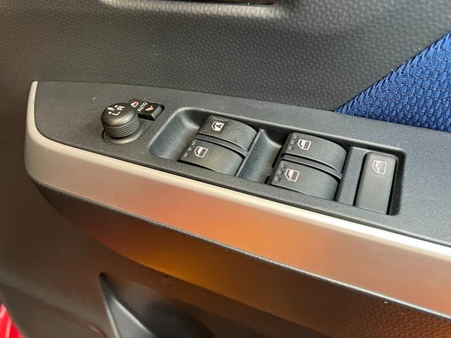 電動格納ミラー、パワーウインドウ