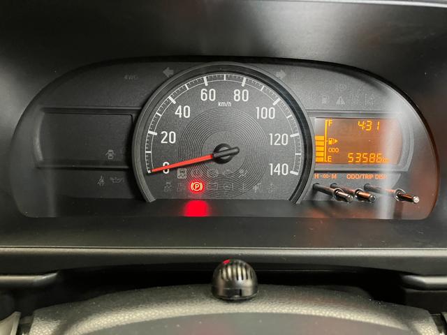 ハイゼットカーゴ クルーズＳＡＩＩＩ　４ＷＤ　サポカーＳワイド適合　Ｂカメラ　ＵＳＢ接続端子　ＥＴＣ　ドラレコ　エアコン　アクセサリーソケット　光軸調整ダイヤル　オートハイビーム　横滑り防止機能　誤発進抑制機能　電動格納ミラー　キーレス（15枚目）