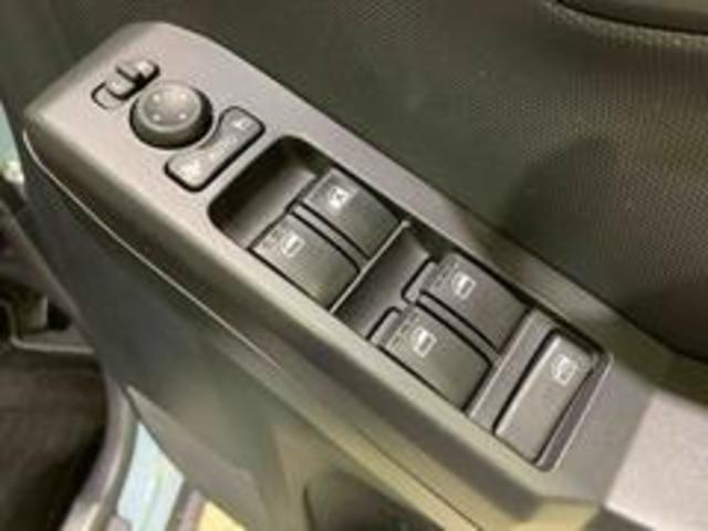 タフト Ｇ　サポカーＳワイド適合　スカイフィールトップ　電動パーキングブレーキ　ステアリングスイッチ　シートヒーター　ＵＳＢ接続端子　Ｐスタート　コーナーセンサー　キーフリー（19枚目）