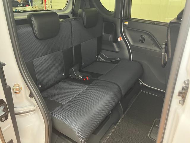 タント カスタムＲＳ　サポカーＳワイド適合　ミラクルオープンドア　両側オートスライドドア　電動パーキングブレーキ　ステアリングスイッチ　シートヒーター　オートエアコン　コーナーセンサー　キーフリー（21枚目）