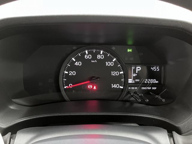 ハイゼットカーゴ ＤＸ　サポカーＳワイド適合　ラジオ　エアコン　アクセサリーソケット　コーナーセンサー　アイドリングストップ　光軸調整ダイヤル　横滑り防止機能　誤発進抑制機能　パワーウインドウ　キーレス（16枚目）