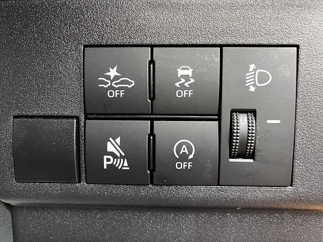 ハイゼットカーゴ ＤＸ　サポカーＳワイド適合　ラジオ　エアコン　アクセサリーソケット　コーナーセンサー　アイドリングストップ　光軸調整ダイヤル　横滑り防止機能　誤発進抑制機能　パワーウインドウ　キーレス（17枚目）