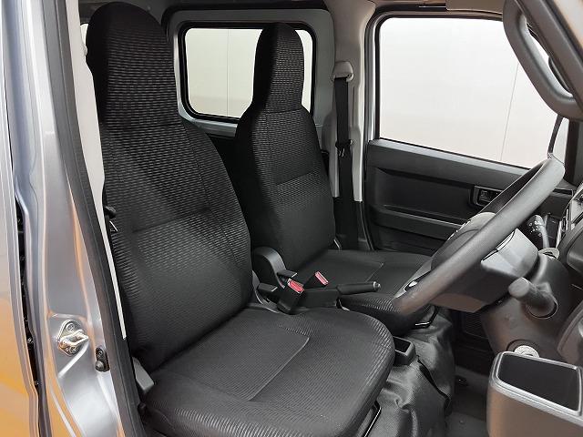 ハイゼットカーゴ ＤＸ　サポカーＳワイド適合　ラジオ　エアコン　アクセサリーソケット　コーナーセンサー　アイドリングストップ　光軸調整ダイヤル　横滑り防止機能　誤発進抑制機能　パワーウインドウ　キーレス（19枚目）