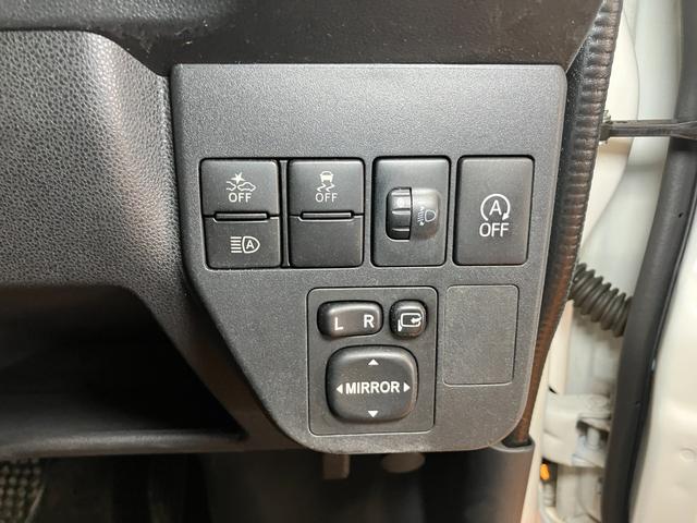 ハイゼットカーゴ クルーズターボＳＡＩＩＩ　サポカーＳワイド適合　両側スライドドア　オーディオ　エアコン　アイドリングストップ　光軸調整ダイヤル　オートハイビーム　横滑り防止機能　誤発進抑制機能　電動格納ミラー　パワーウインドウ　キーレス（16枚目）