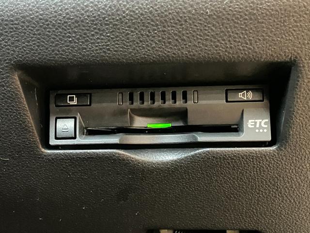 パッソ モーダ　Ｓ　衝突被害軽減ブレーキシステム　ステアリングスイッチ　アイドリングストップ　Ｐスタート　横滑り防止機能　誤発進抑制機能　ＥＴＣ　オートエアコン　Ｂカメラ　キーフリー（17枚目）