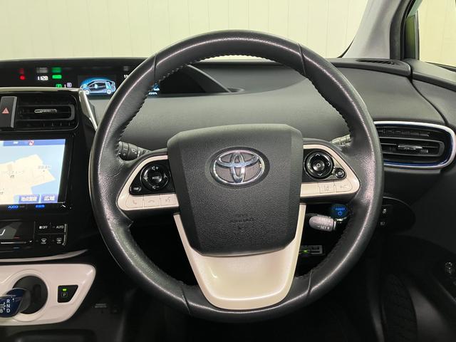 プリウス Ｓツーリングセレクション　衝突被害軽減ブレーキシステム　ハイブリッド　ドラレコ　クルーズコントロール　ステアリングスイッチ　Ｂカメラ　Ｐスタート　オートハイビーム　ＥＴＣ　シートヒーター　キーフリー（14枚目）