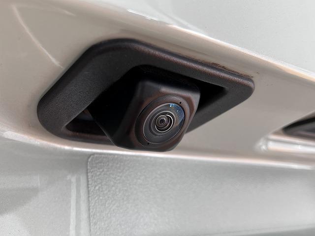 �����i�r�ƘA������o�b�N�J�����t