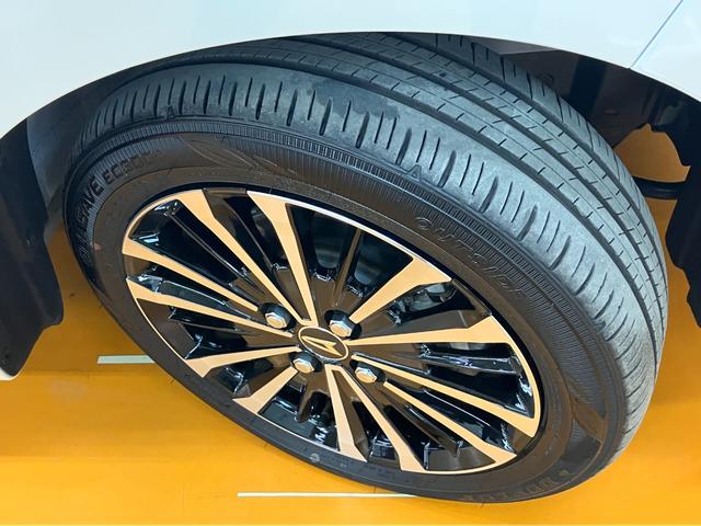 �A���~�z�C�[���t