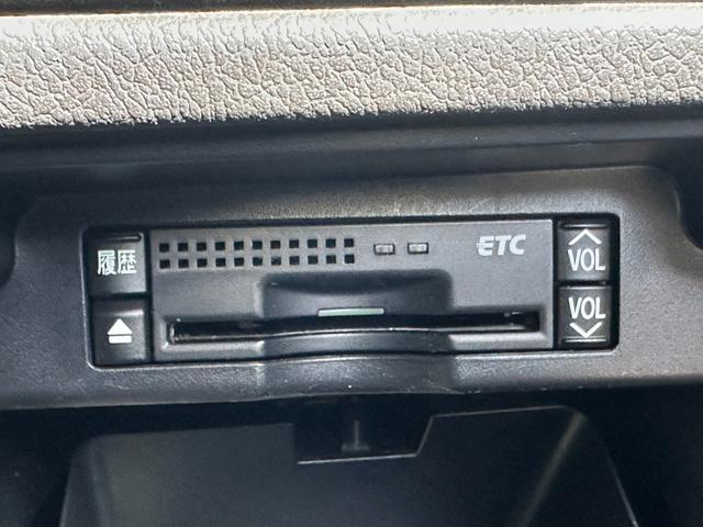 ヴォクシー ＺＳ　煌ＩＩ　両側電動スライドドア　スマートエントリーシステム　純正１６インチアルミホイール　社外ナビ　フルセグＴＶ　バックカメラ　Ｂｌｕｅｔｏｏｔｈ　ＥＴＣ　オートライト　プッシュスタート　スマートキー（30枚目）