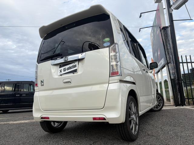 Ｎ－ＢＯＸ Ｇ・ターボＬパッケージ　パワースライドドア　バックカメラ　ステアリングスイッチ　クルーズコントロール　パドルシフト　ＥＴＣ　パワーウィンドウ　Ｂｌｕｅｔｏｏｔｈ　イーコンモード　プッシュスタート　社外アルミホイール（5枚目）