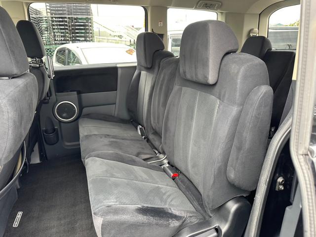 デリカＤ：５ Ｃ２　Ｇ　プレミアム　ＨＩＤヘッドライト　両側電動スライドドア　パワーバックドア　クルーズコントロール　パドルシフト　バックカメラ　オートライト　スマートキー　純正アルミホイール（18枚目）