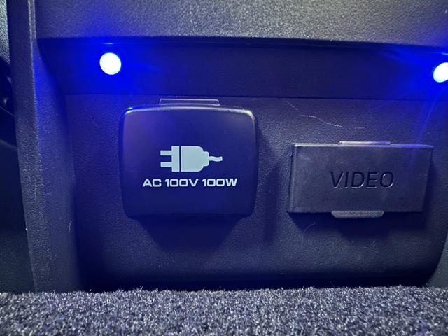 デリカＤ：５ Ｃ２　Ｇ　プレミアム　ＨＩＤヘッドライト　両側電動スライドドア　パワーバックドア　クルーズコントロール　パドルシフト　バックカメラ　オートライト　スマートキー　純正アルミホイール（22枚目）